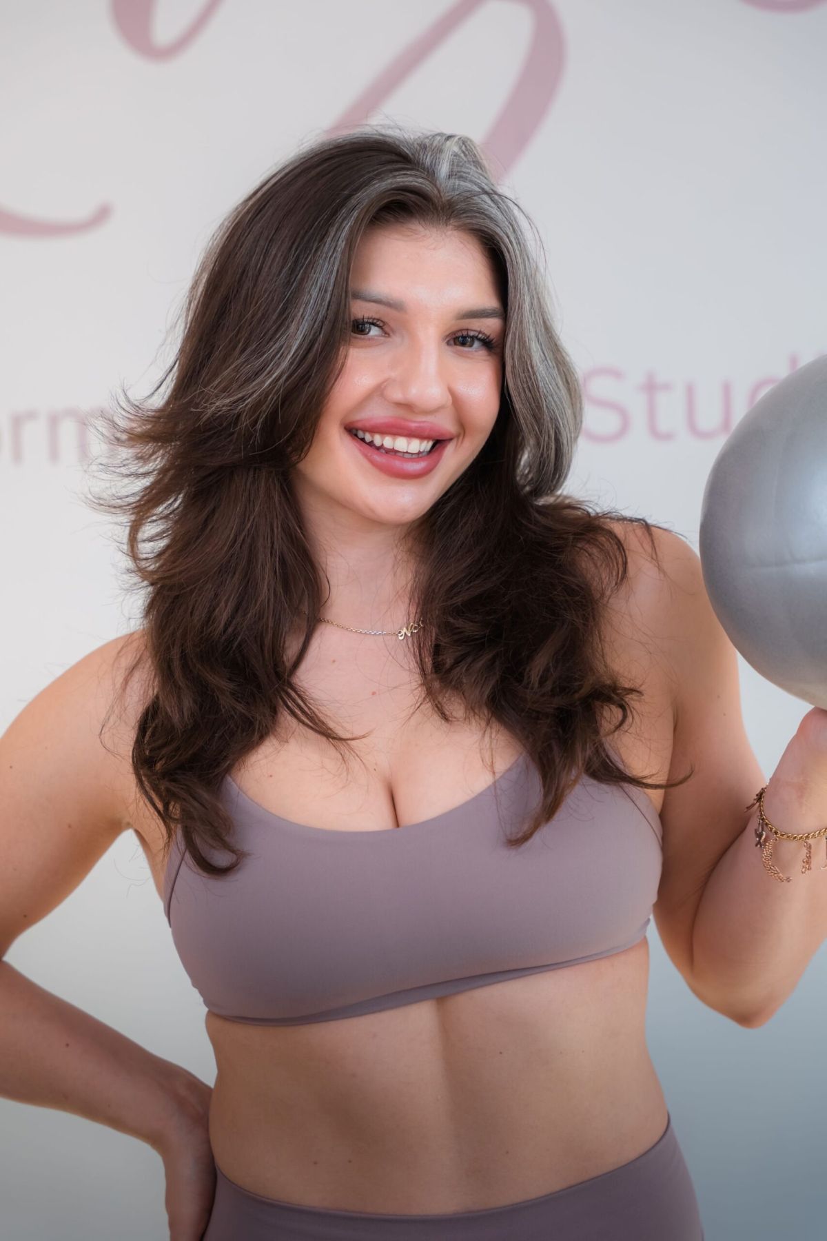 Pilates Cruise Retreat 2027 &ndash; TENSI gal&eacute;riak&eacute;p