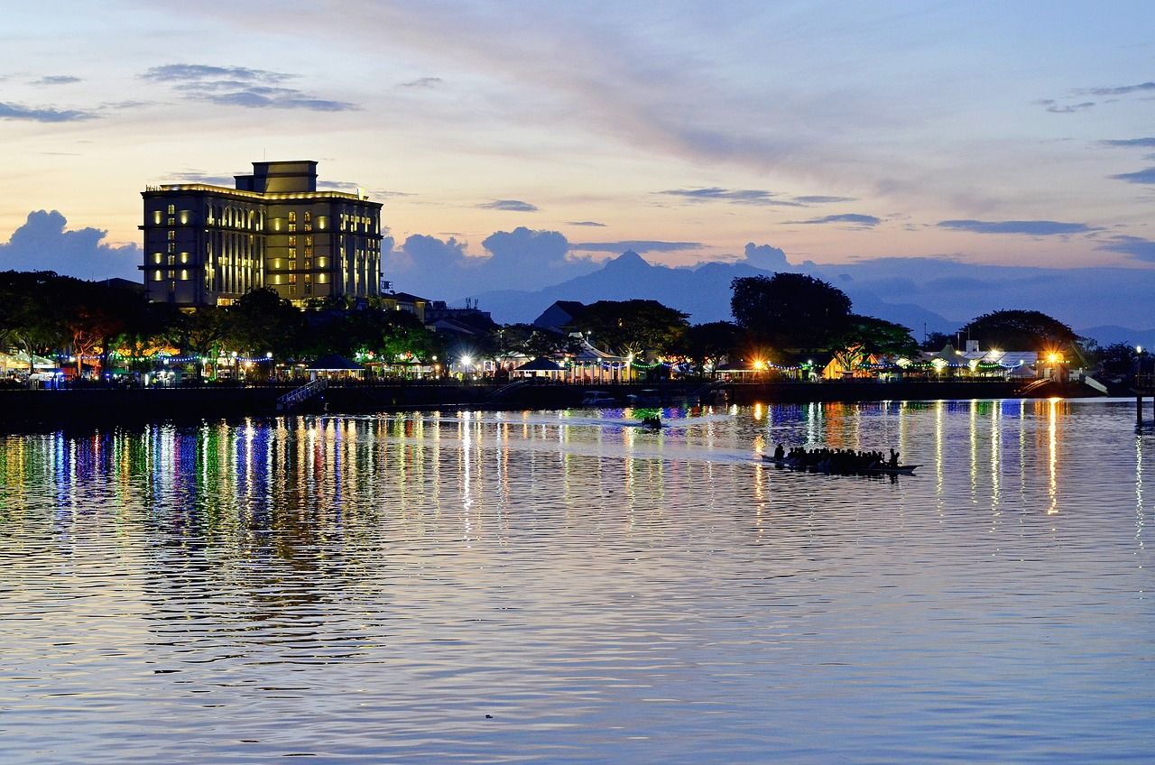 Kuching foly&oacute;partja naplement&eacute;ben